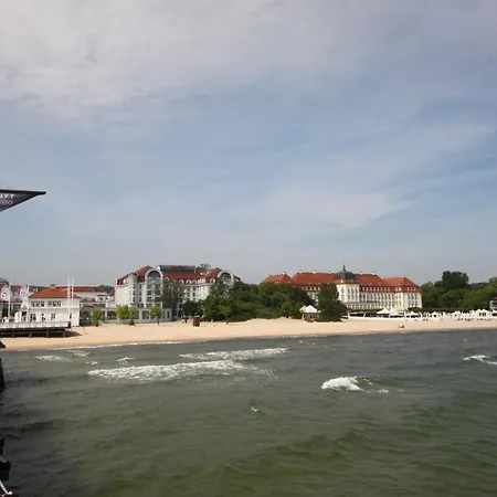Apartament Nadmorski 1 *